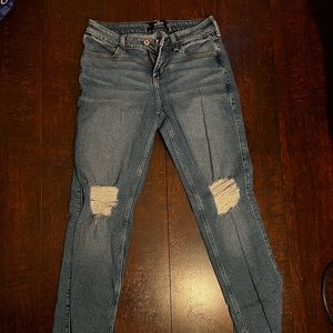 Hollister ripped jeans dark wash